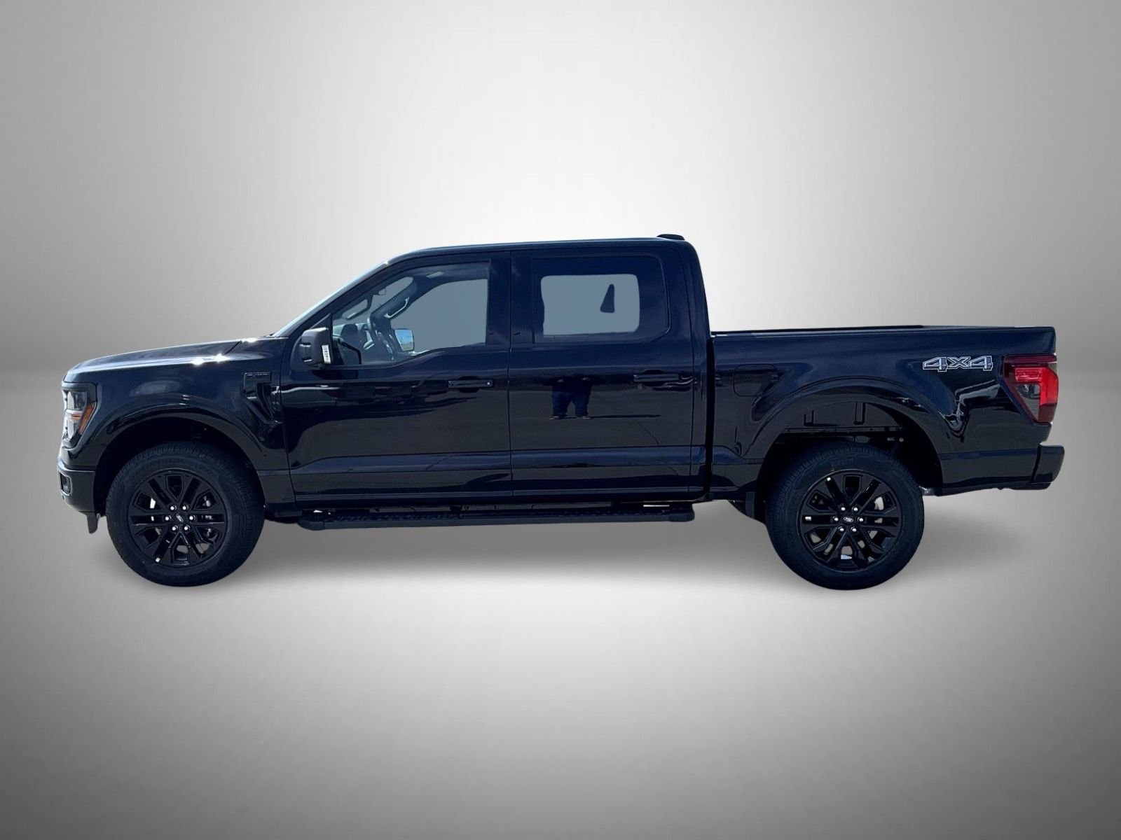 New 2026 Agate Black Metallic Ford XLT image 8