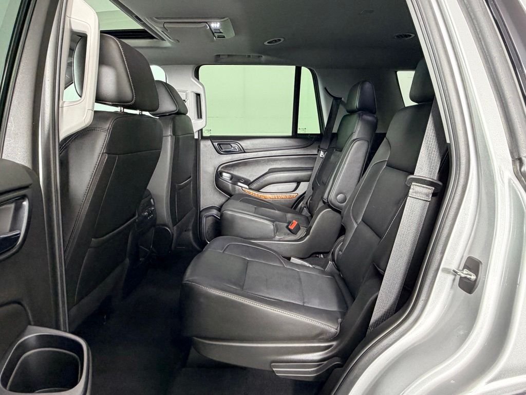 Used 2019 Silver Chevrolet Premier image 23