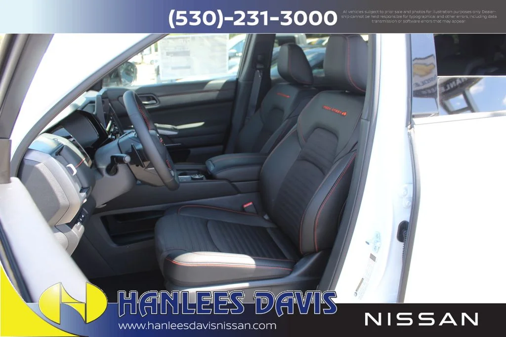 New 2026 Everest White Pearl TriCoat Nissan Rock Creek® image 13