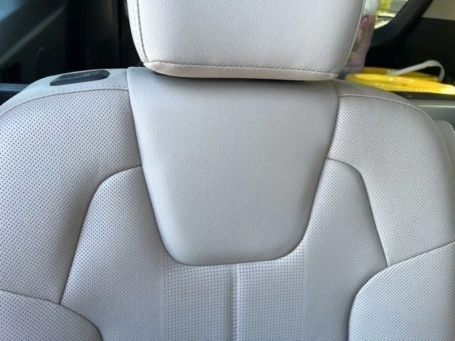 Used 2021 Purple Kia SX image 43