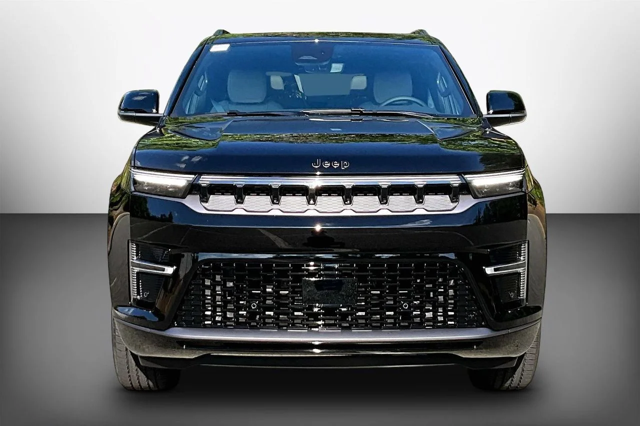 New 2026 High Gloss Black Jeep Limited Altitude image 3