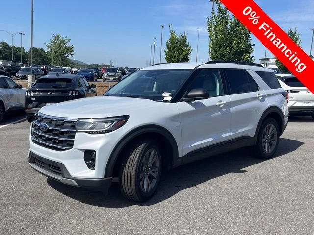 New 2026 Space White Metallic Ford Active image 15