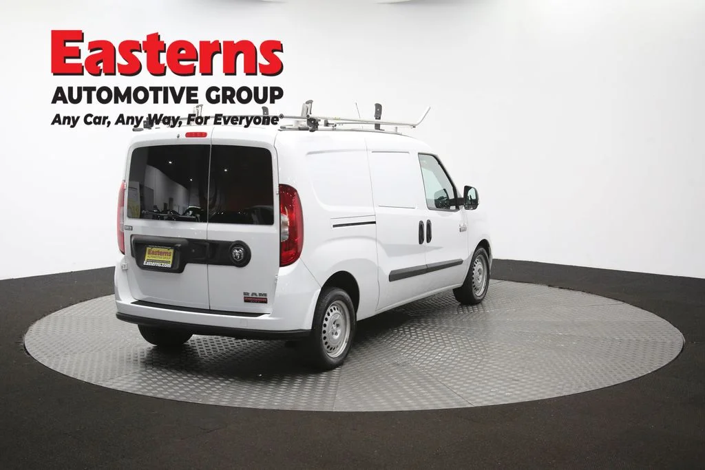 Used 2022 White Ram Base image 37