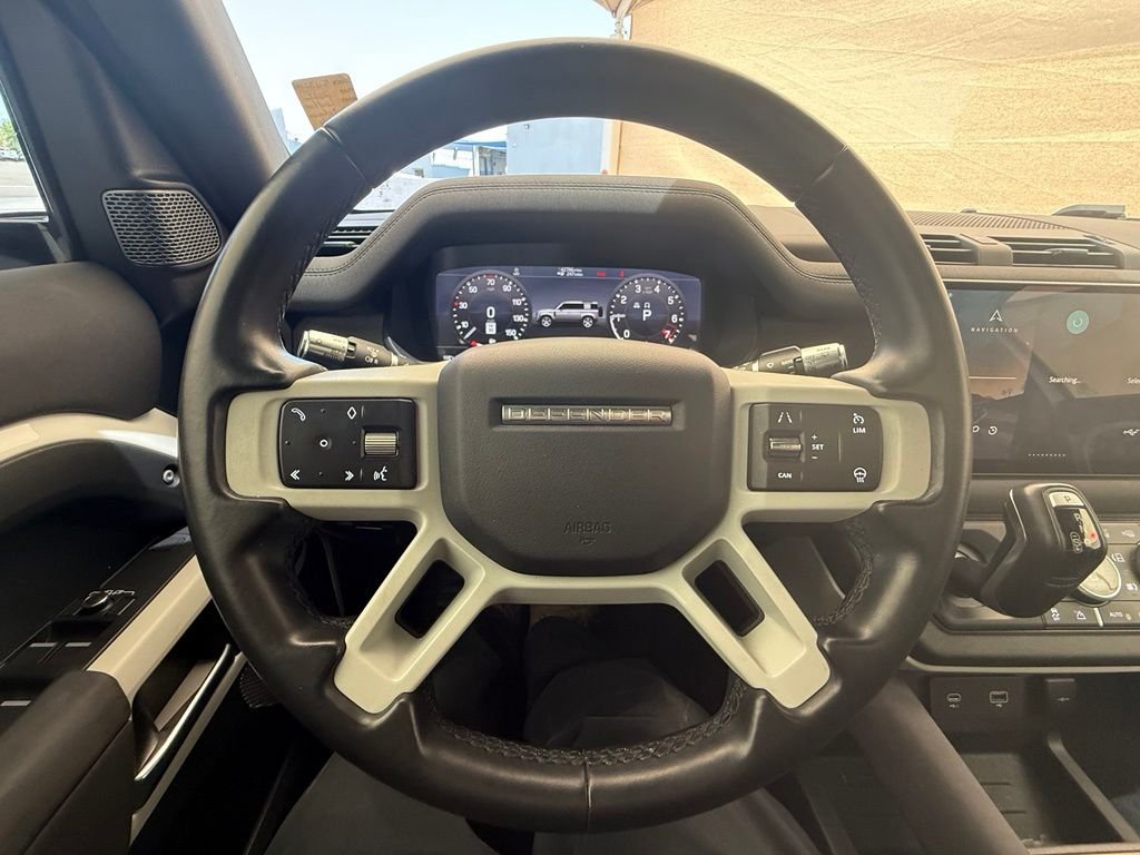 Used 2022 Fuji White Land Rover S image 20