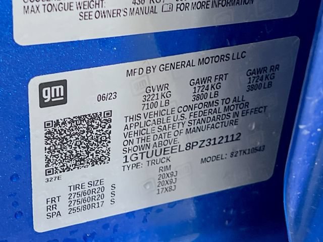 Used 2023 Dynamic Blue Metallic GMC AT4 image 30