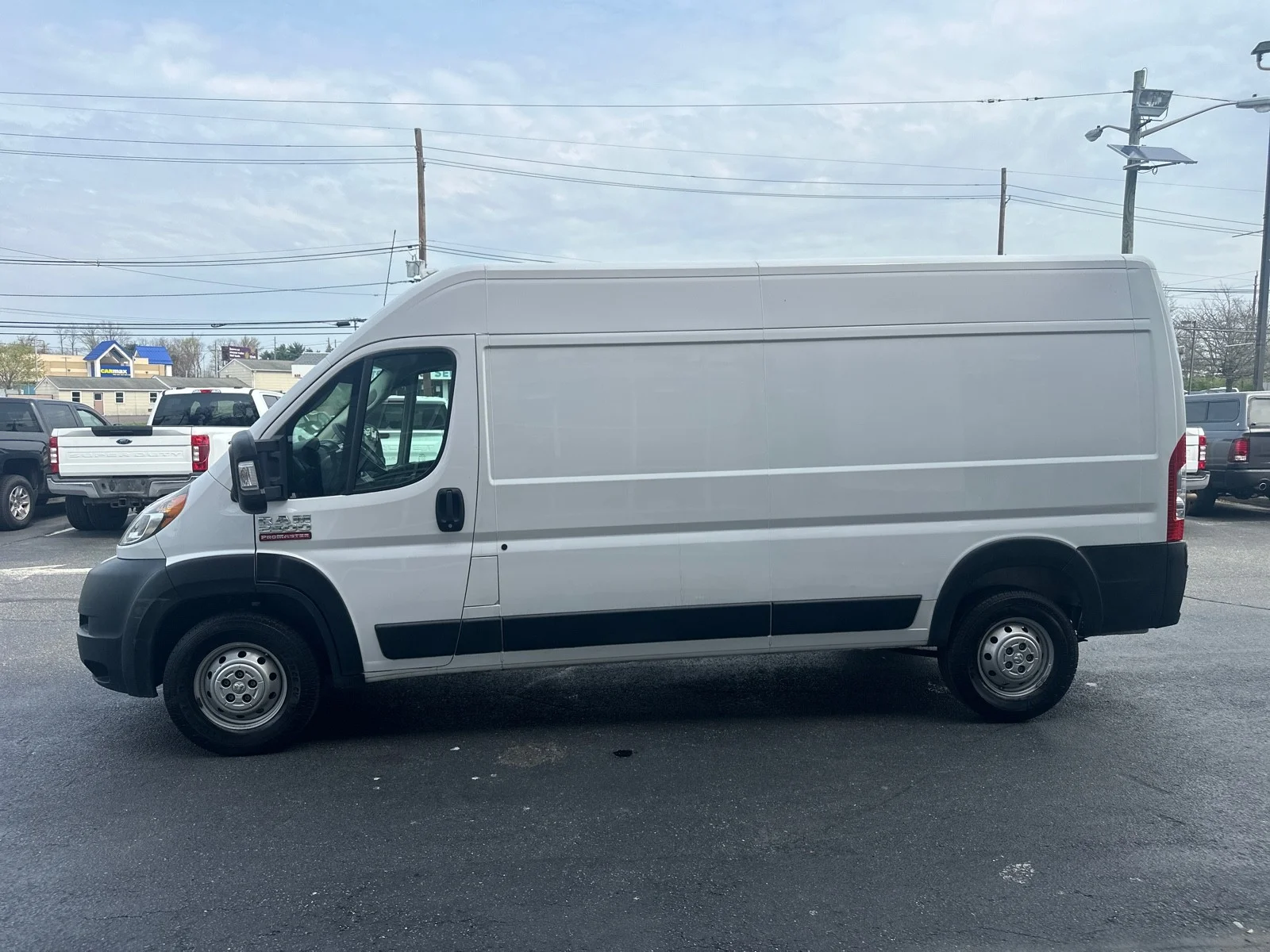Used 2021 WHITE Ram  image 4
