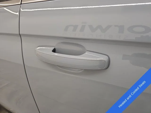 New 2027 Glacier Gray Metallic Tri-Coat Ford MAX Platinum image 8