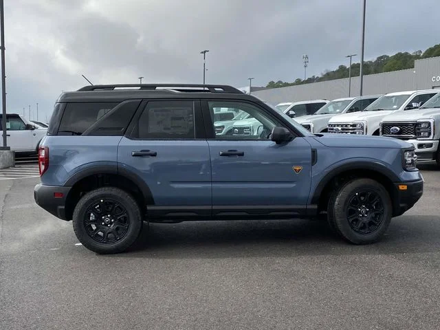 New 2025 Azure Gray Metallic Tri-Coat Ford Badlands® image 2