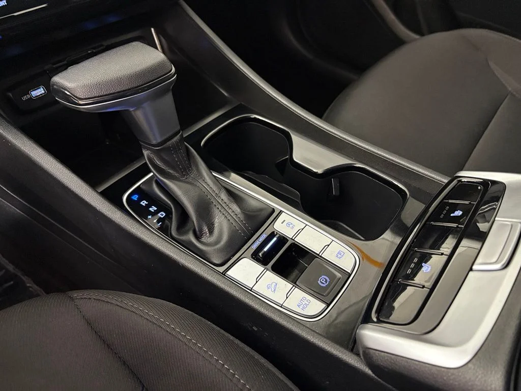 Used 2024 Gray Hyundai SEL image 32