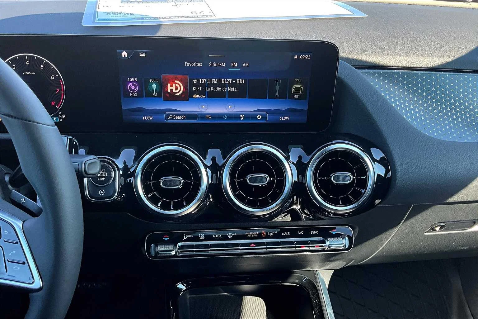 New 2026 Night Black Mercedes-Benz GLA 250 image 18
