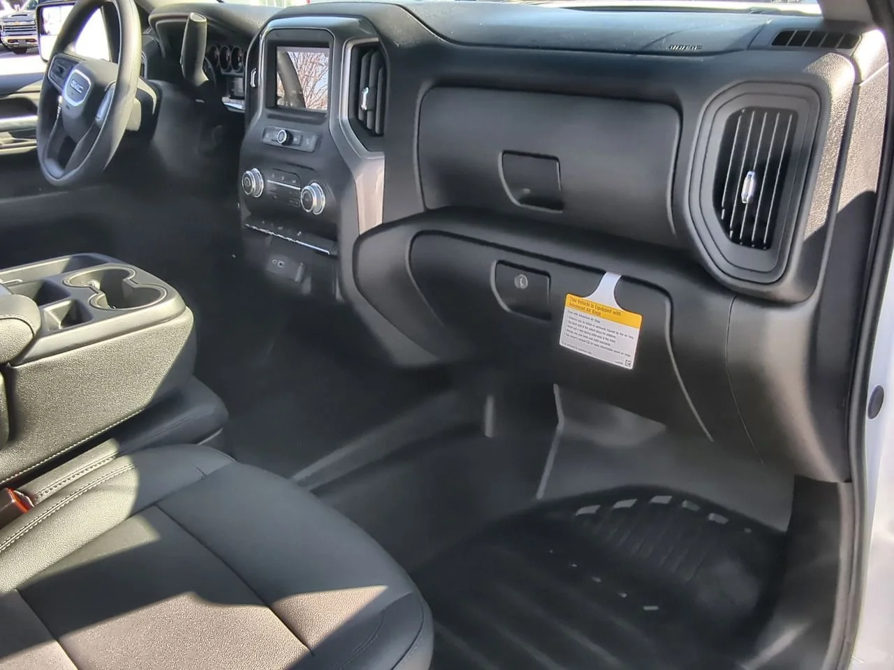 New 2026 Summit White GMC Pro image 27
