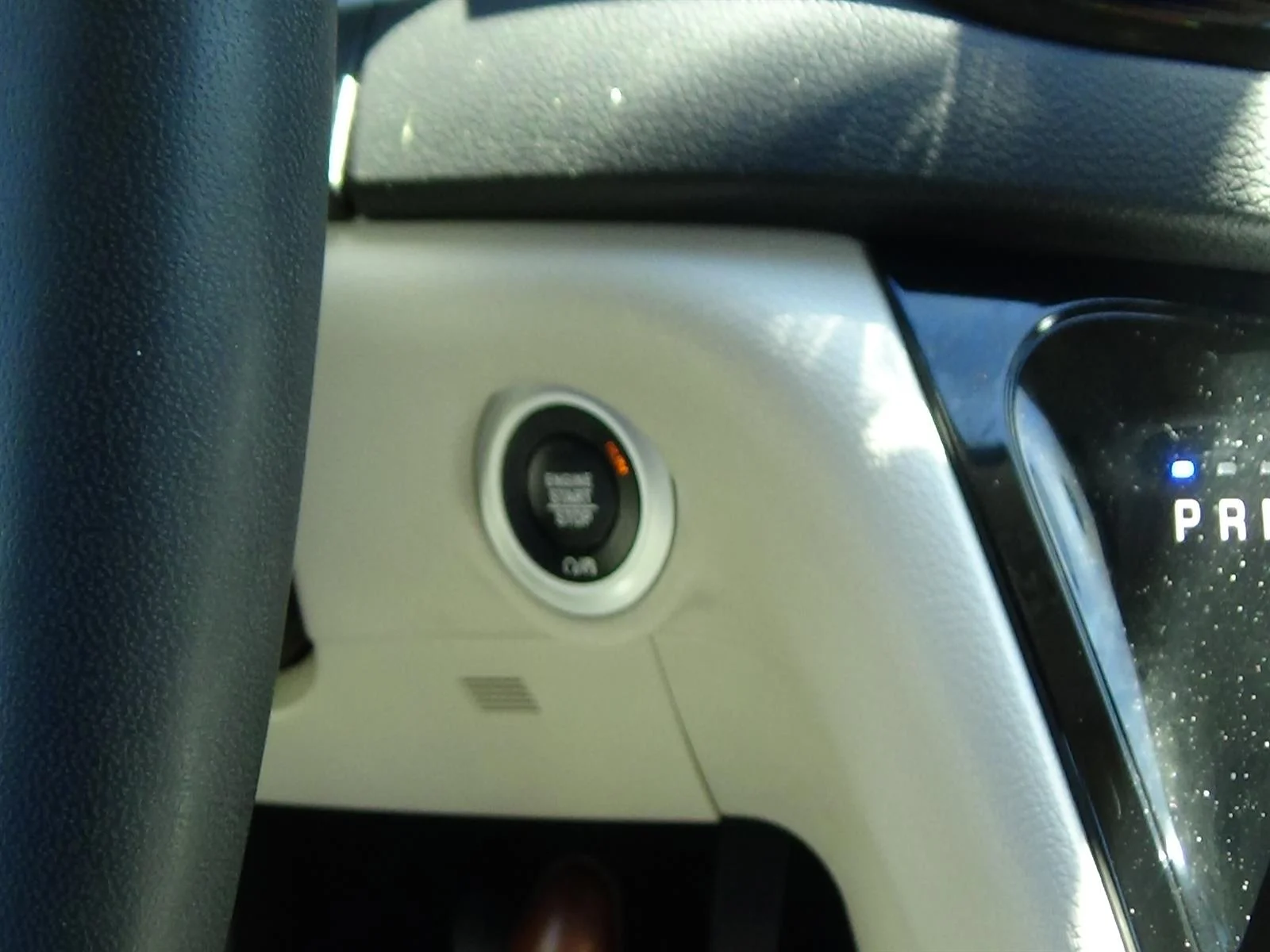 Certified Used 2024 Silver Mist Clear Coat (pse) Chrysler Touring L image 25