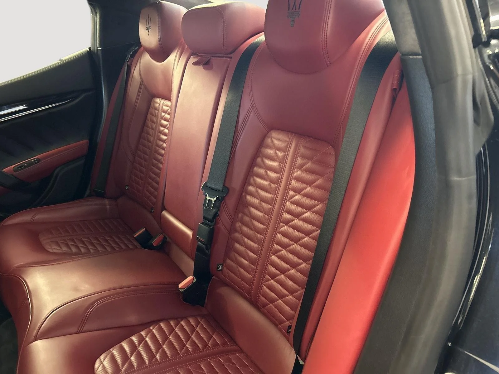 Used 2022 Nero Ribelle Metallic Maserati Modena Q4 image 27