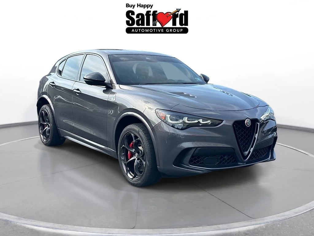 Used 2024 Vesuvio Gray Metallic Alfa Romeo Quadrifoglio image 9