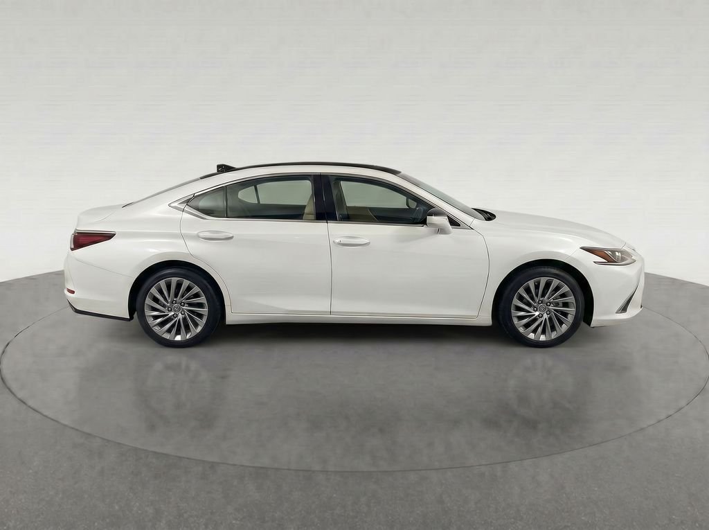Used 2019 White Lexus 350 Ultra Luxury image 6