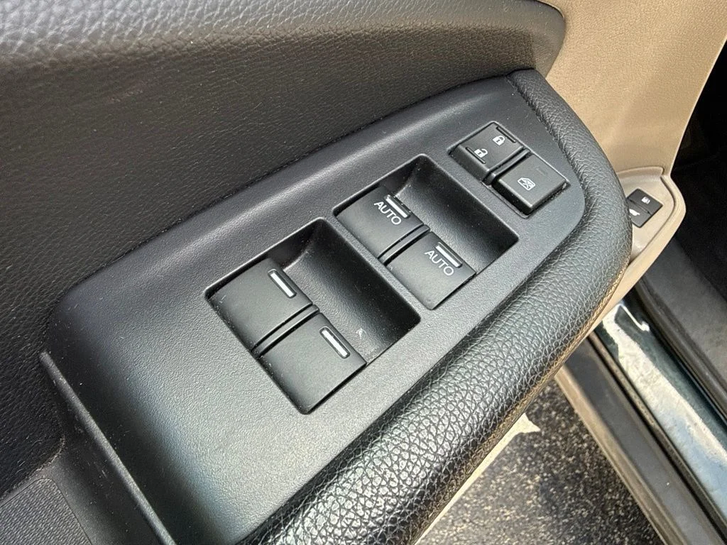 Used 2020 Green Honda EX-L image 21