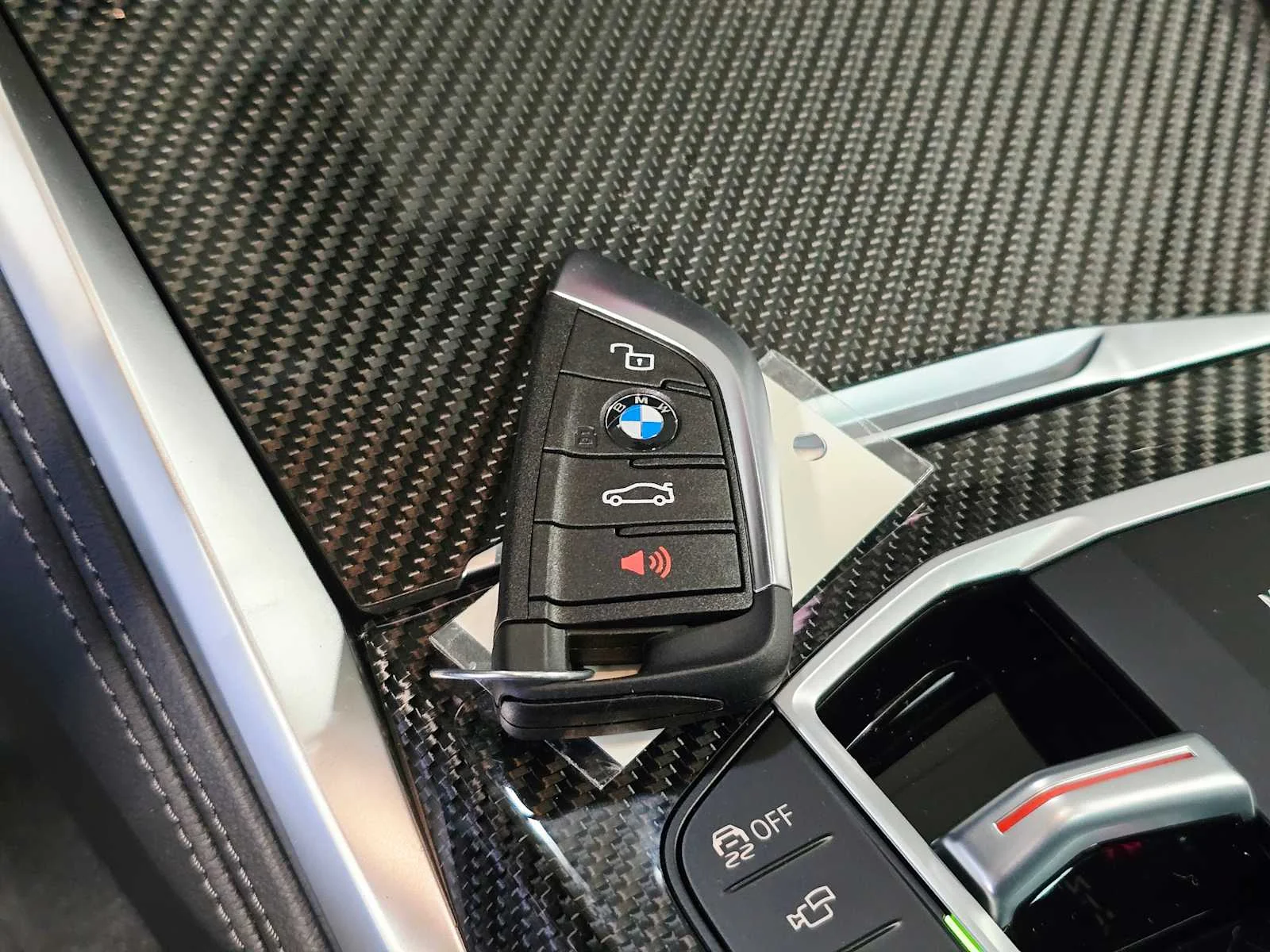 New 2026 Brooklyn Grey Metallic BMW xDrive image 31