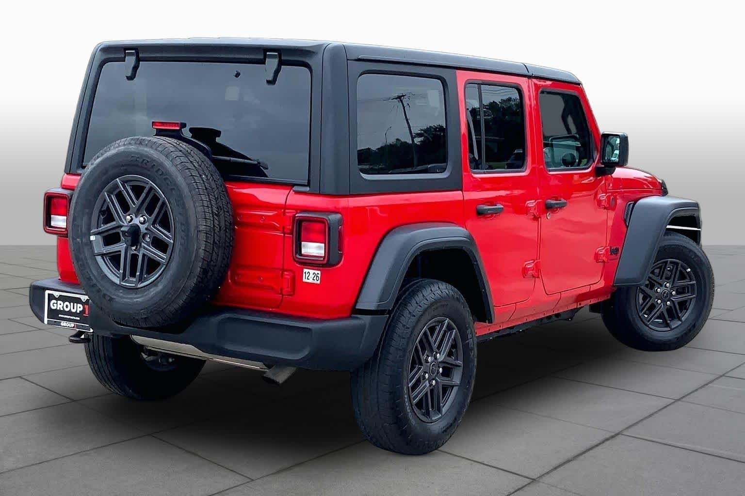 Used 2025 Firecracker Red Clearcoat Jeep Sport S image 12
