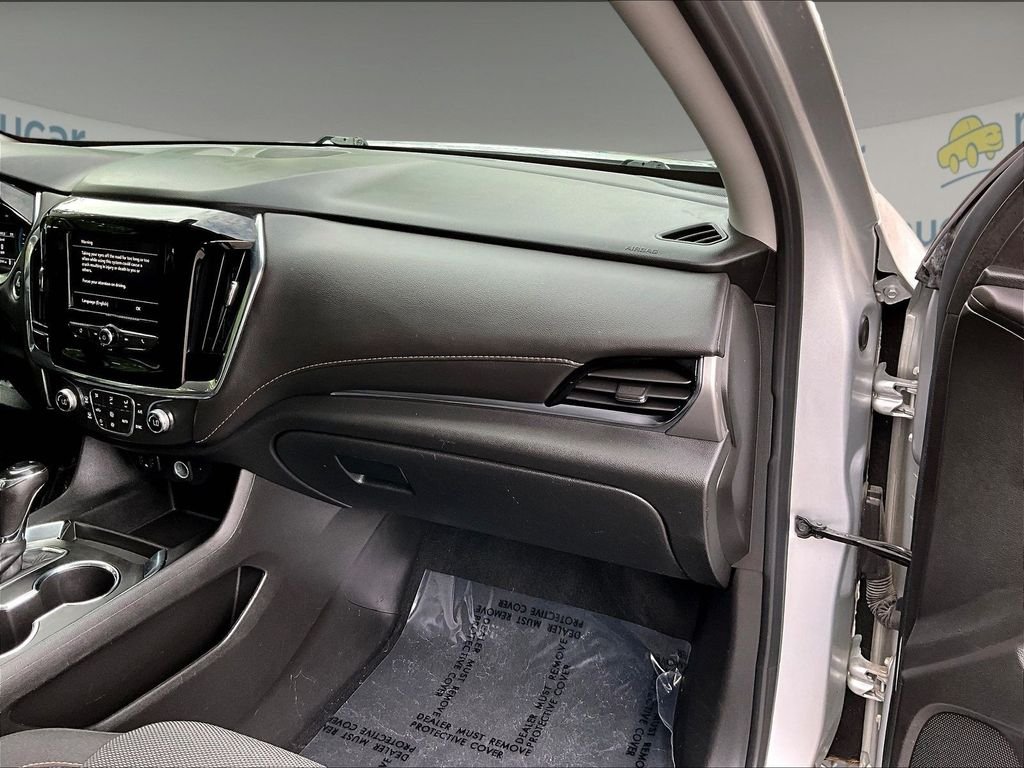 Used 2020 Silver Ice Metallic Chevrolet LT image 13