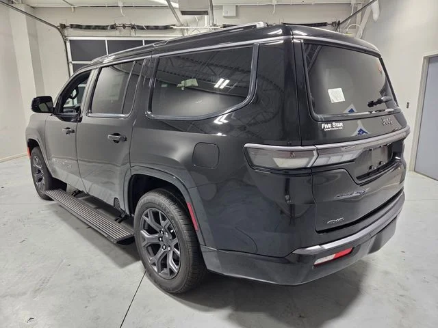 New 2026 High Gloss Black Exterior Paint Jeep Limited Altitude image 10