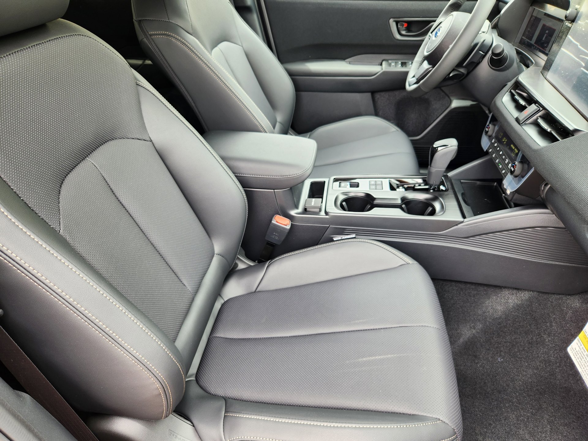 New 2026 MAGNETITE GRAY METALLIC Subaru Limited image 10