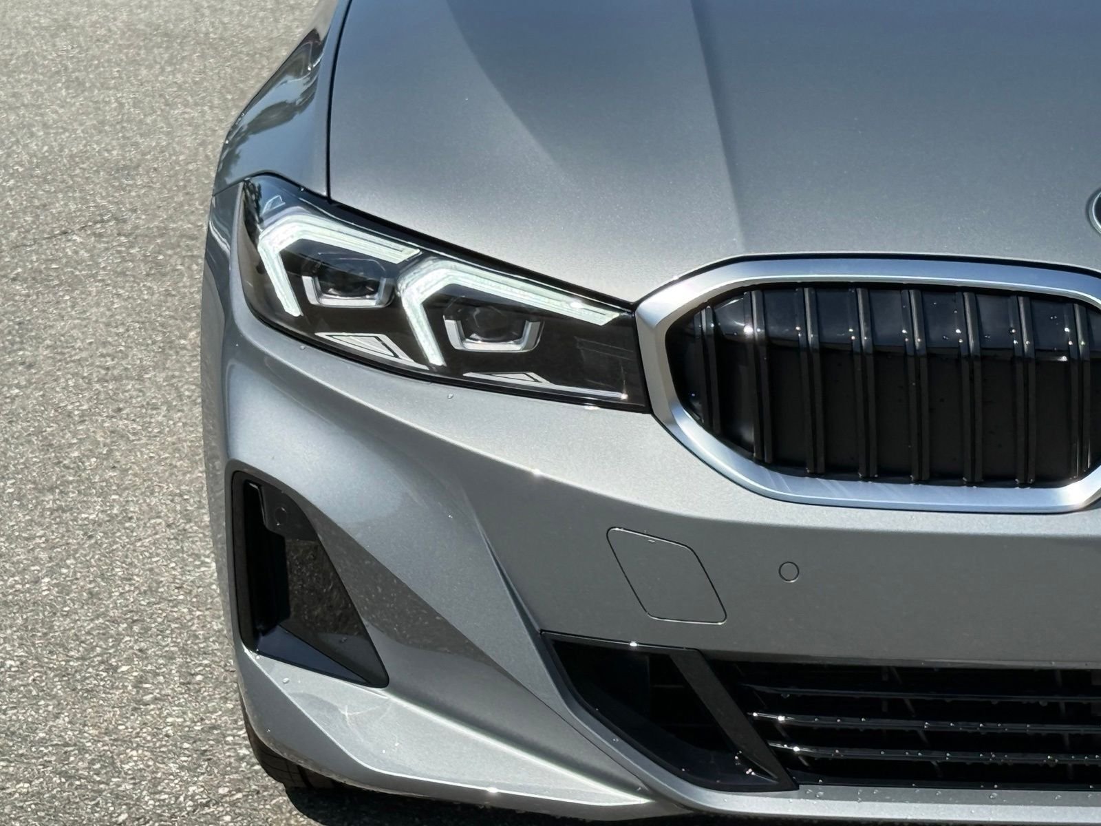 New 2026 Skyscraper Grey Metallic BMW 330i image 13