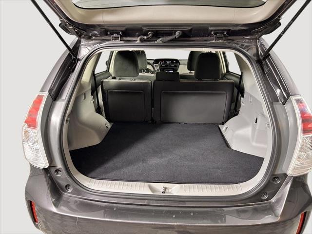 Certified Used 2017 MAGNETIC GRAY MET. Toyota  image 6