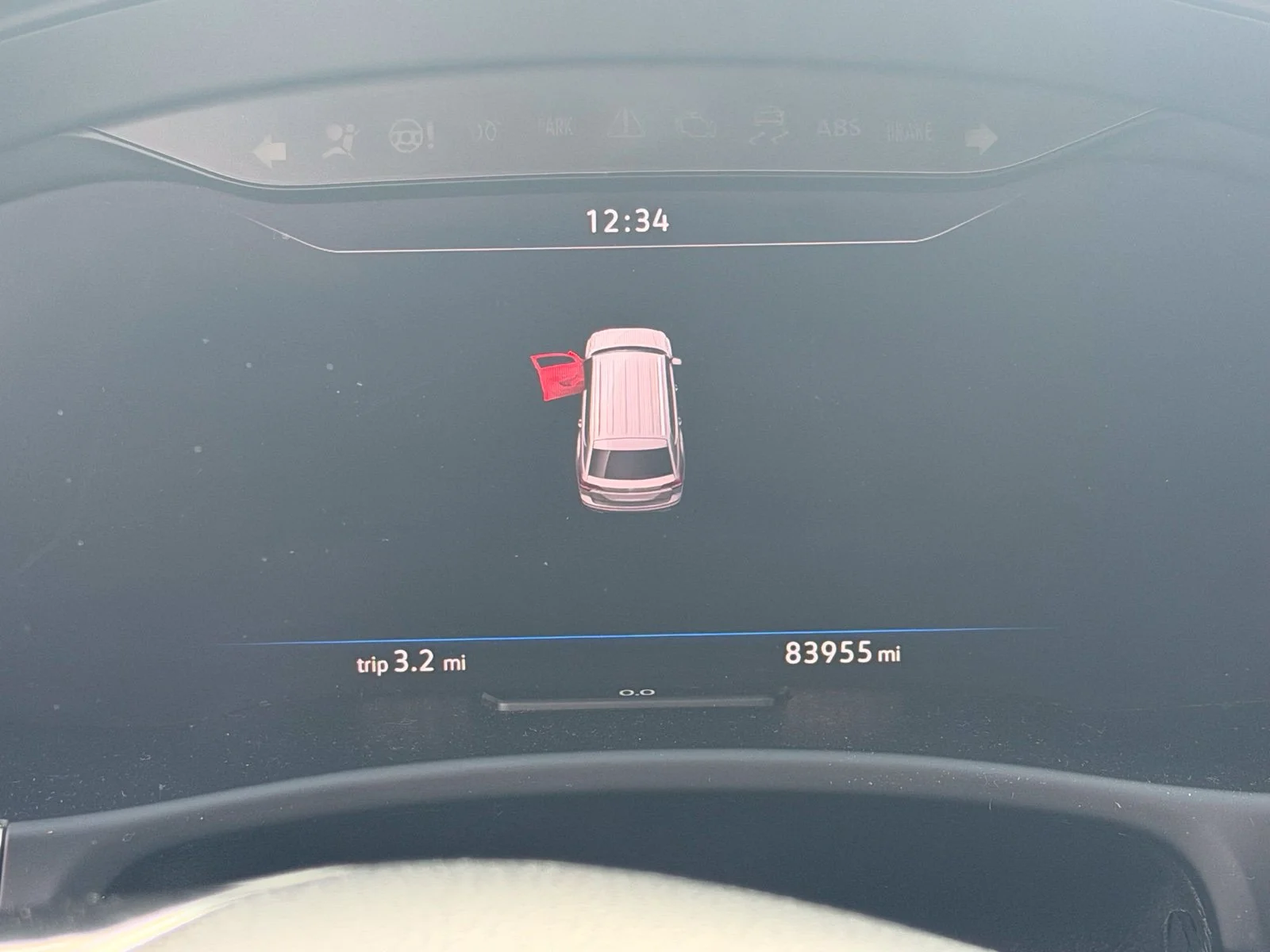 Used 2018 Silver Volkswagen SEL Premium image 13
