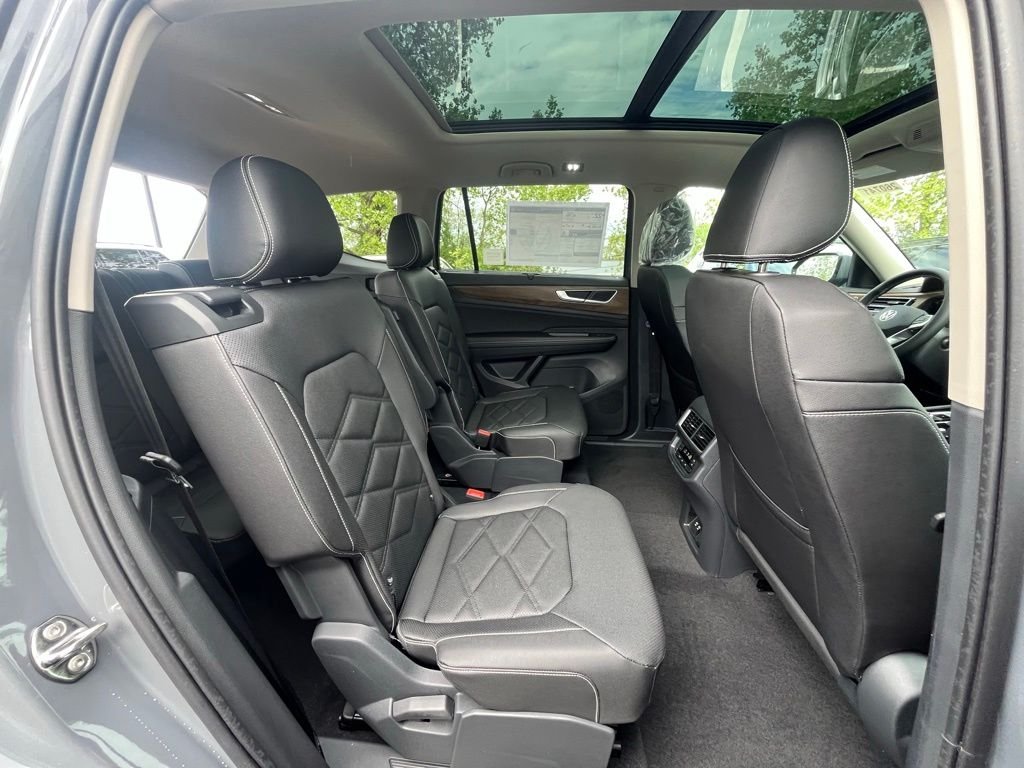 New 2026 Gray Volkswagen 2.0T SE w/Technology image 24