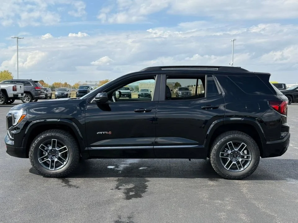 2026 GMC Terrain AT4 - Photo 7