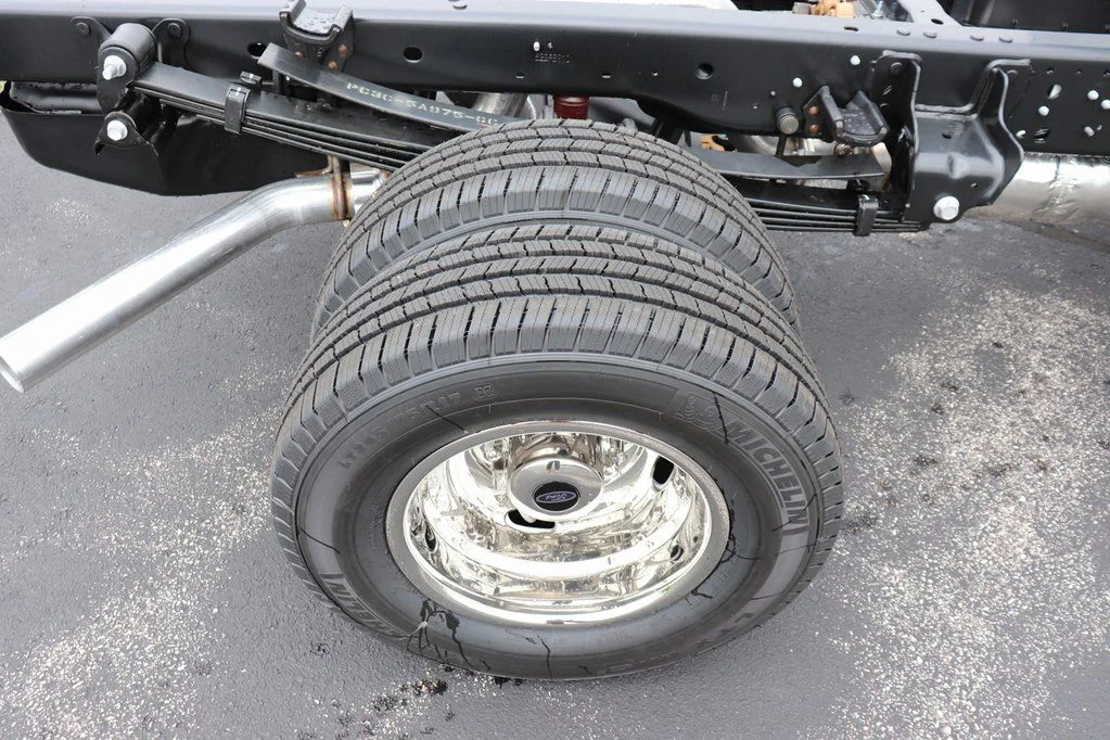 2026 Ford F-350 Super Duty Chassis Cab XL - Photo 14