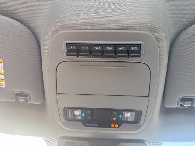 New 2026 Oxford White Ford XL image 66
