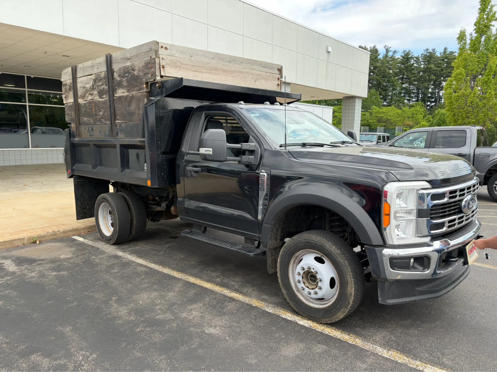 2023 Ford F-550 XL 4x4 Regular Cab 145-In DRW's photo
