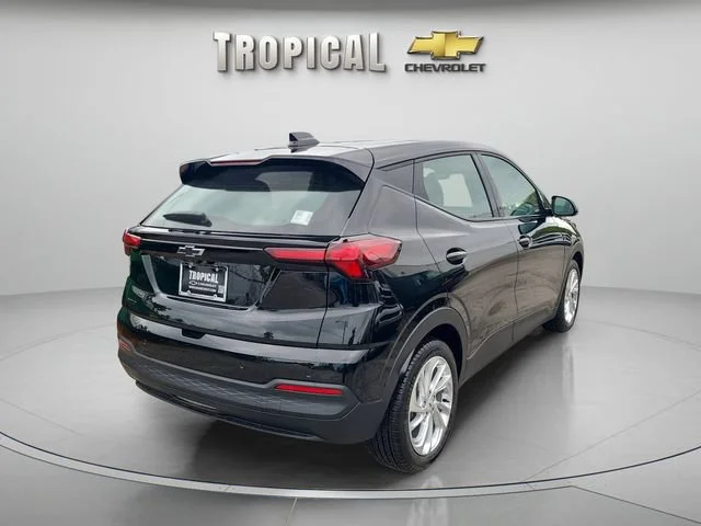 New 2027 Mosaic Black Metallic Chevrolet LT image 3