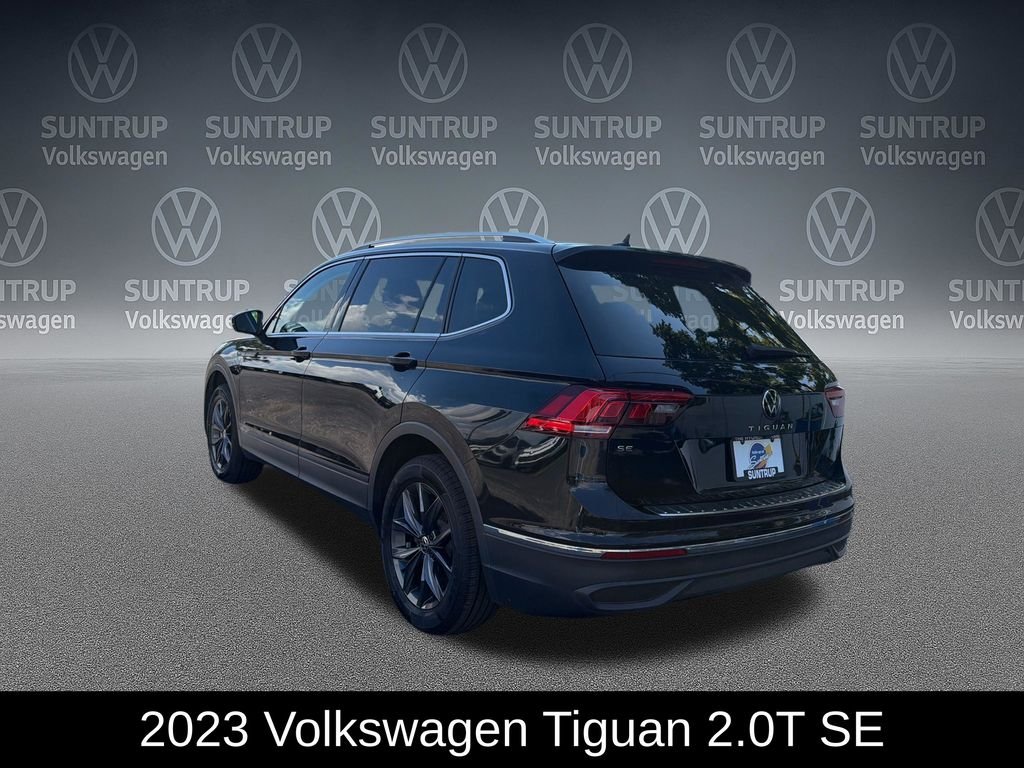 Used 2023 Black Volkswagen 2.0T SE image 3