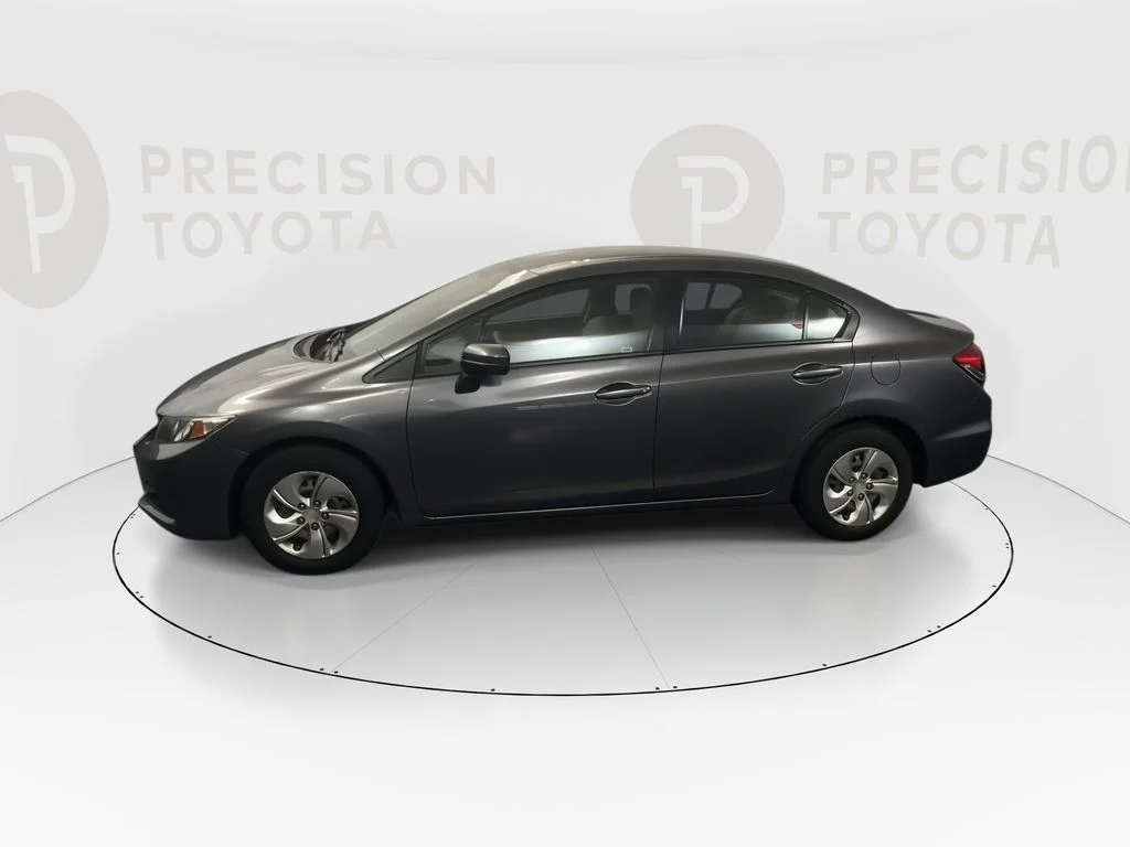 Used 2015 Modern Steel Metallic Honda LX image 11
