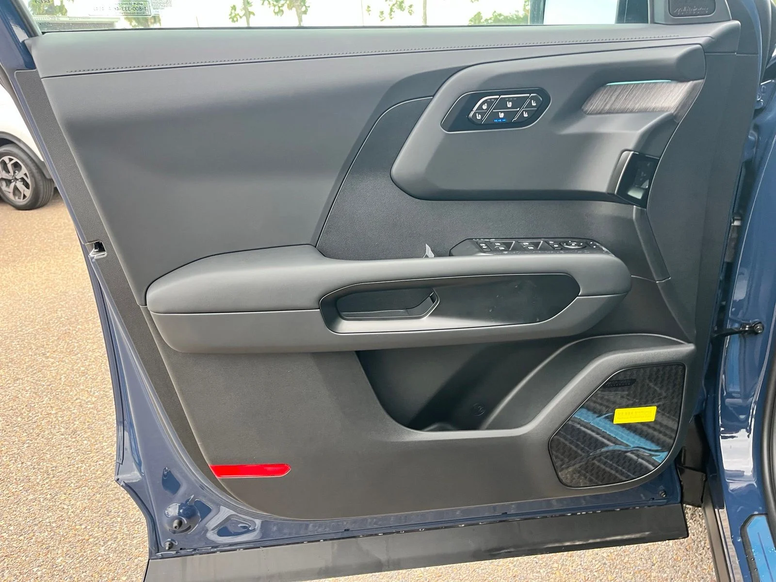 New 2027 Blue Kia X-Line SX Prestige image 16