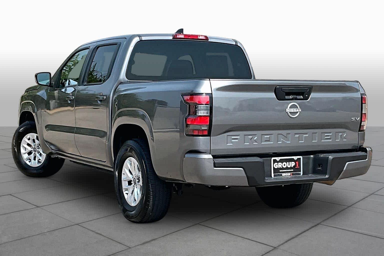 Used 2024 Gun Metallic Nissan SV image 12