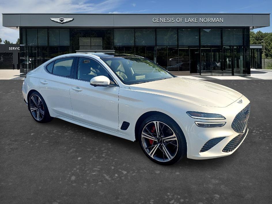 Certified Used 2024 Uyuni White Genesis 3.3T Sport Advanced AWD image 3