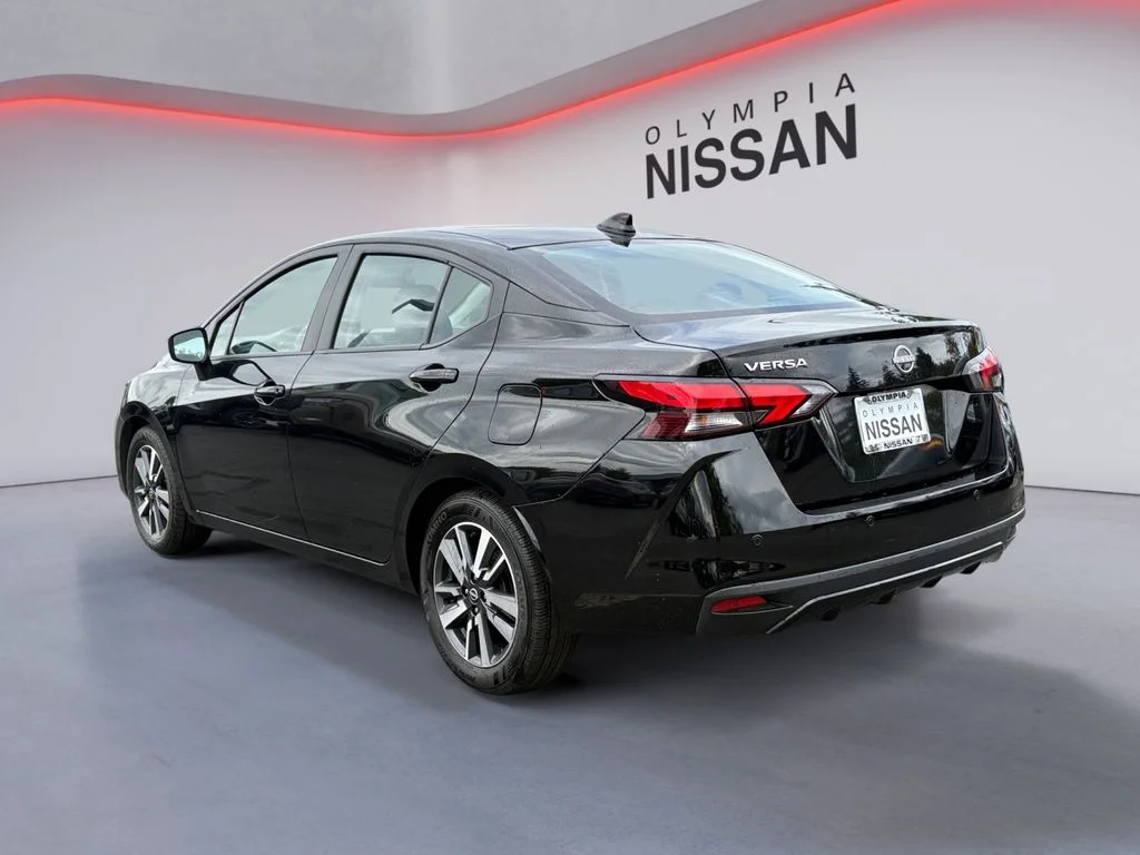 Used 2025 Black Nissan 1.6 SV image 4