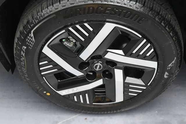 New 2027 Gray Nissan SV image 28