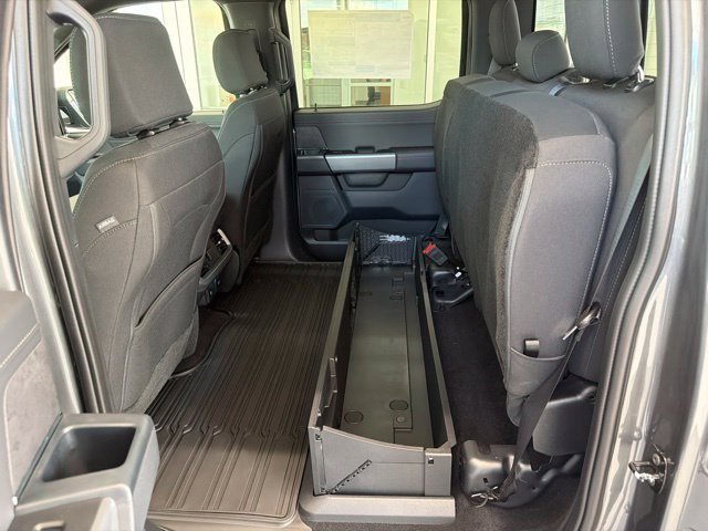 New 2026 Carbonized Gray Metallic Ford XLT image 59