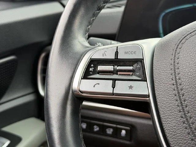 Used 2024 Black Kia EX X-Line image 21