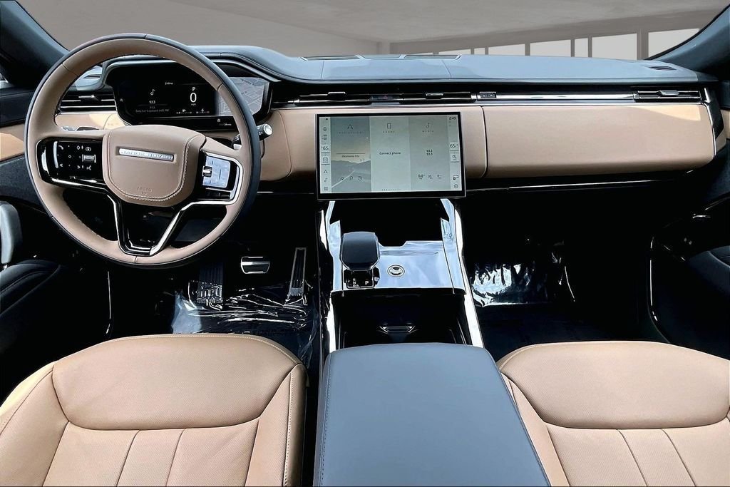 New 2026 Carpathian Grey LAND ROVER Dynamic SE image 5