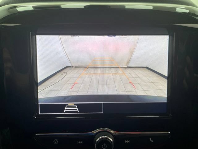 2021 Chevrolet Traverse LS - Photo 4