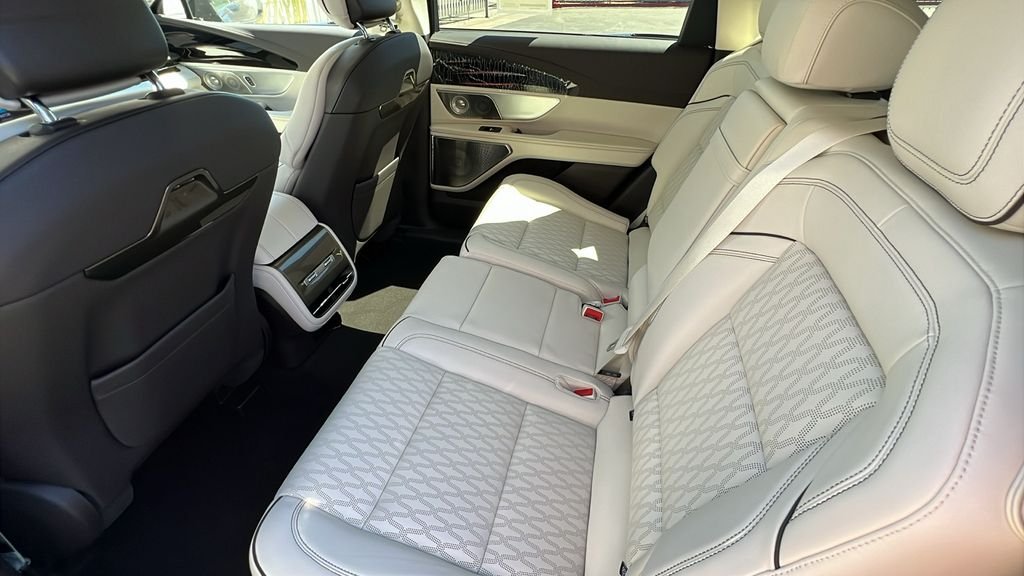 2026 Lincoln Nautilus Black Label - Photo 8