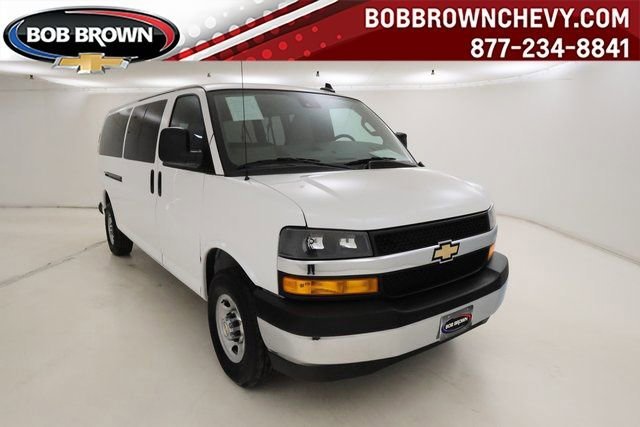 2024 Chevrolet Express 3500 LT Extended's photo