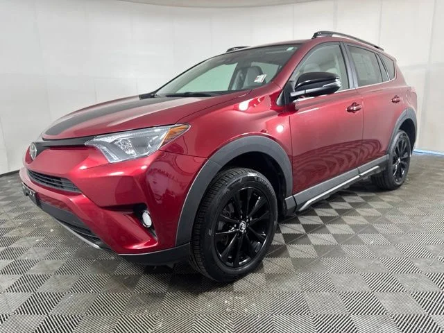 Used 2018 Pearl Toyota Adventure image 8