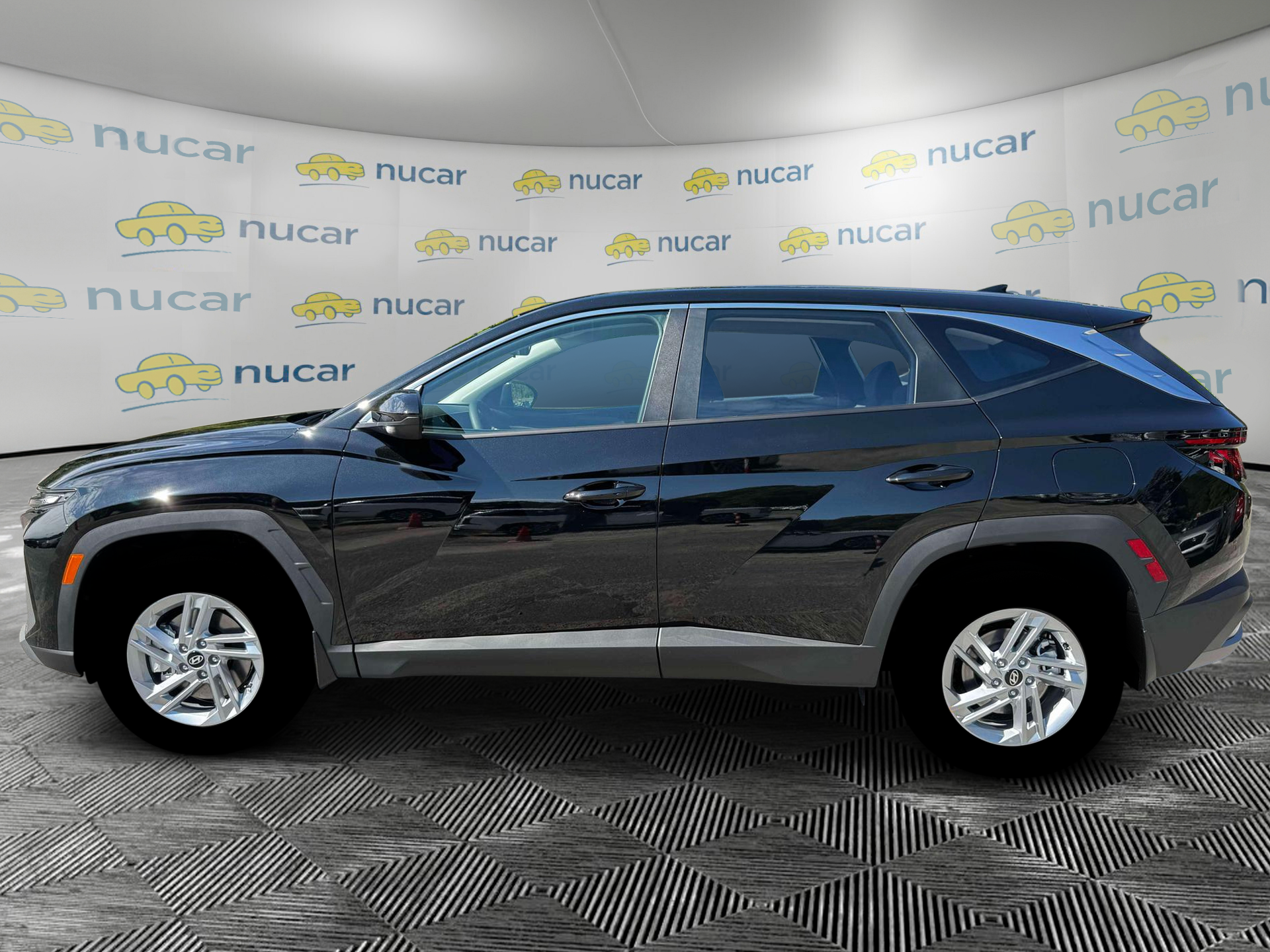 New 2026 PHANTOM BLACK Hyundai SE AWD image 3