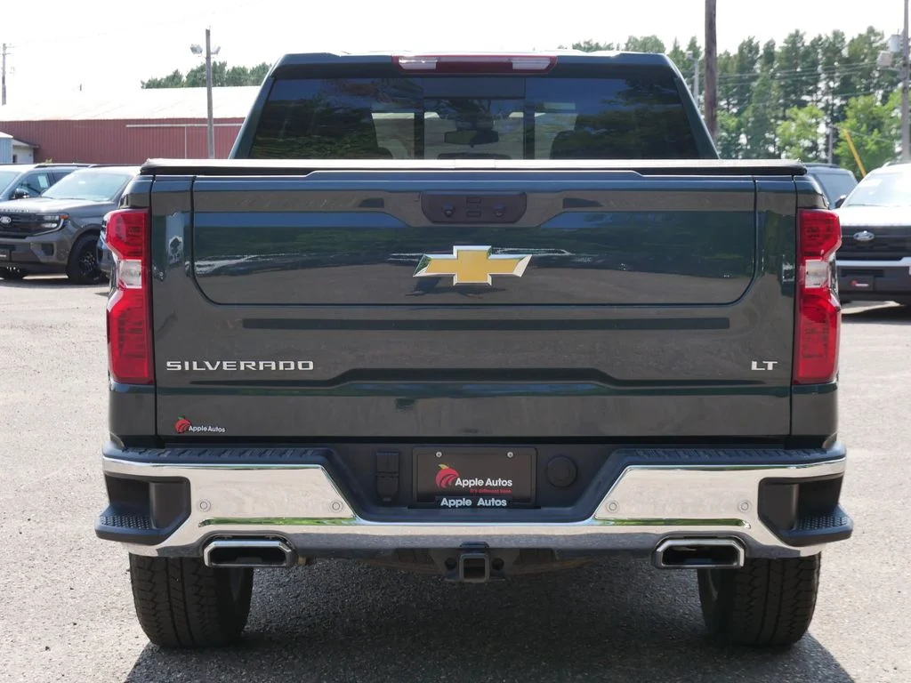 Used 2026 Gray Chevrolet LT image 4